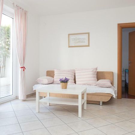 Alpeza Apartments Bol Kültér fotó