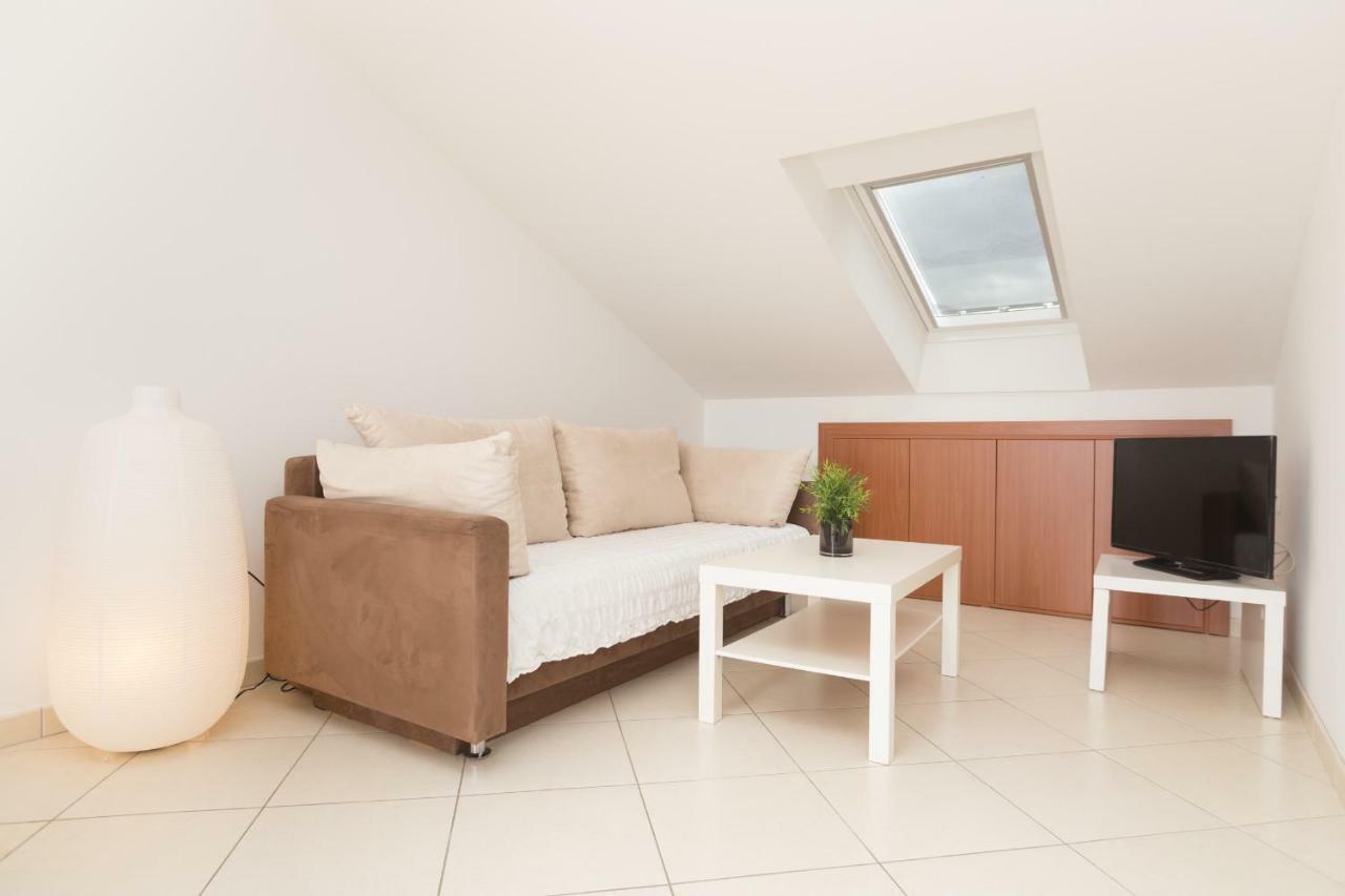 Alpeza Apartments Bol Kültér fotó