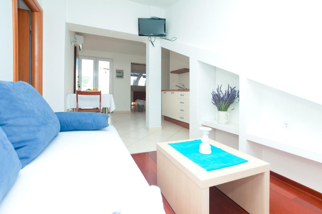 Alpeza Apartments Bol Kültér fotó